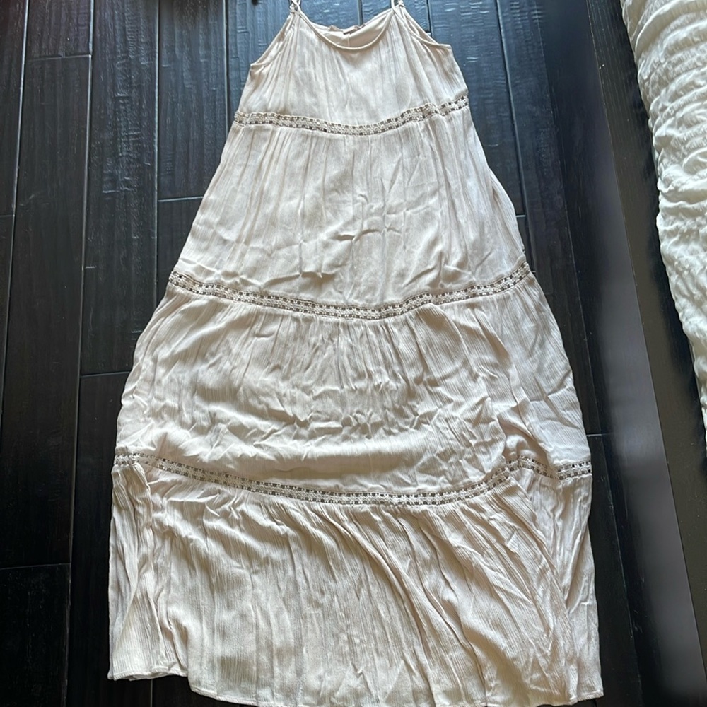 Urban outfitters beautiful maxi Ivory dress